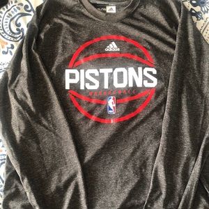 Adidas Men’s XL Pistons shirt